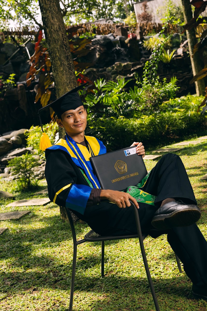 BEST CURATION - OUTDOR foto 7, Graduation Tasikmalaya