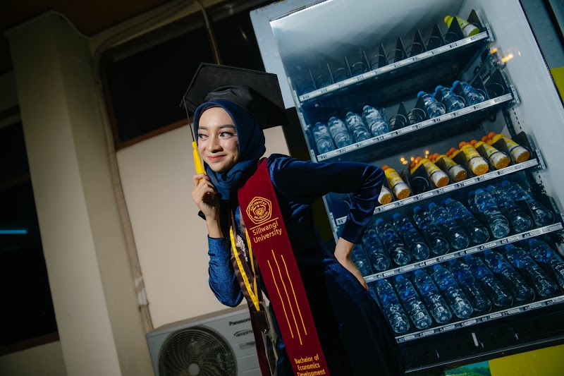 BEST CURATION - OUTDOR foto 13, Graduation Tasikmalaya